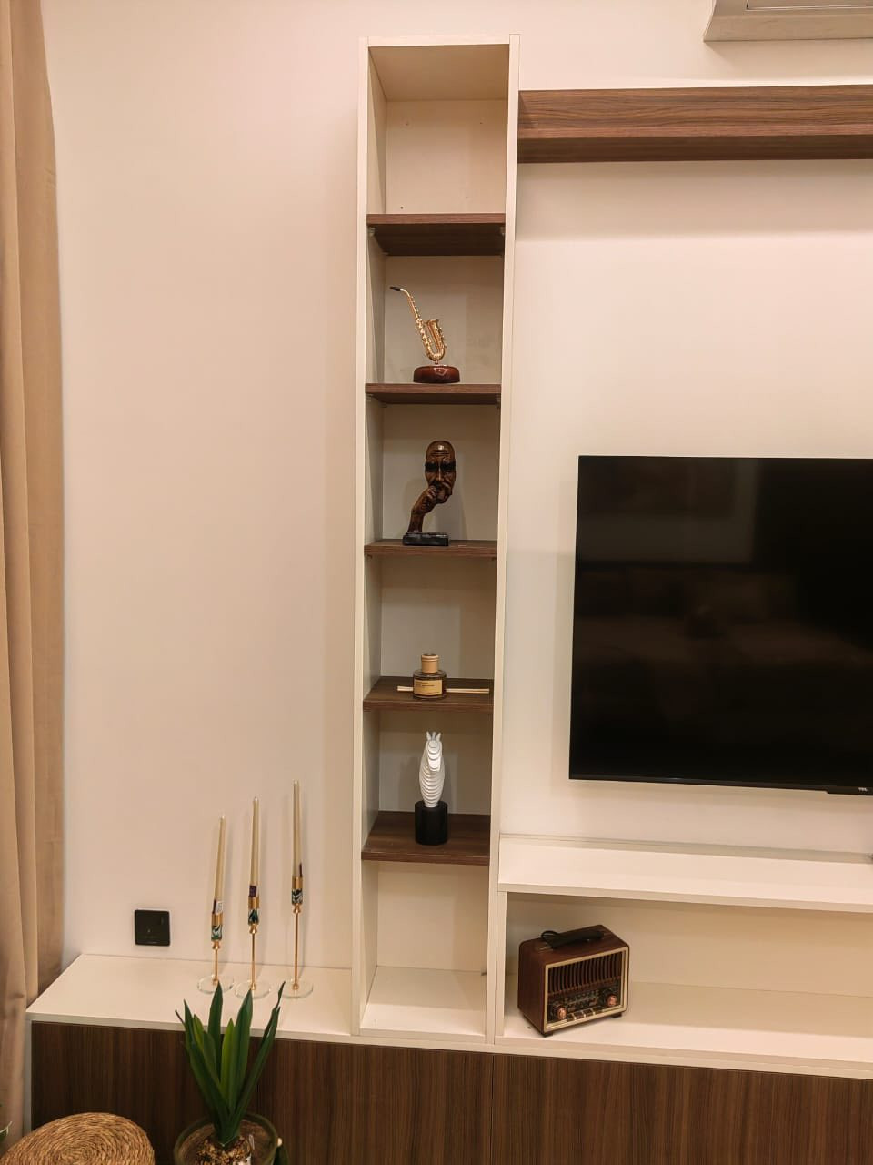 شقق حديثة مفروشة للأيجار
في الكرادة والجادرية 
***********
