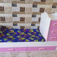 جربايه • سرير اطفال • مع الفراش