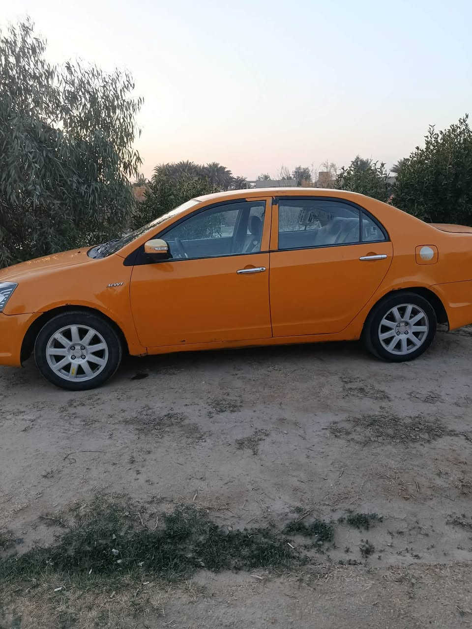 جيلي موديل 2013 مكينه وكير جيس تبريد شغال تدفئه شغاله السياره حلوه وجاهزه تخم تاير جدد  مكان السياره دوانيه السعر 35وبيه مجال ***********
