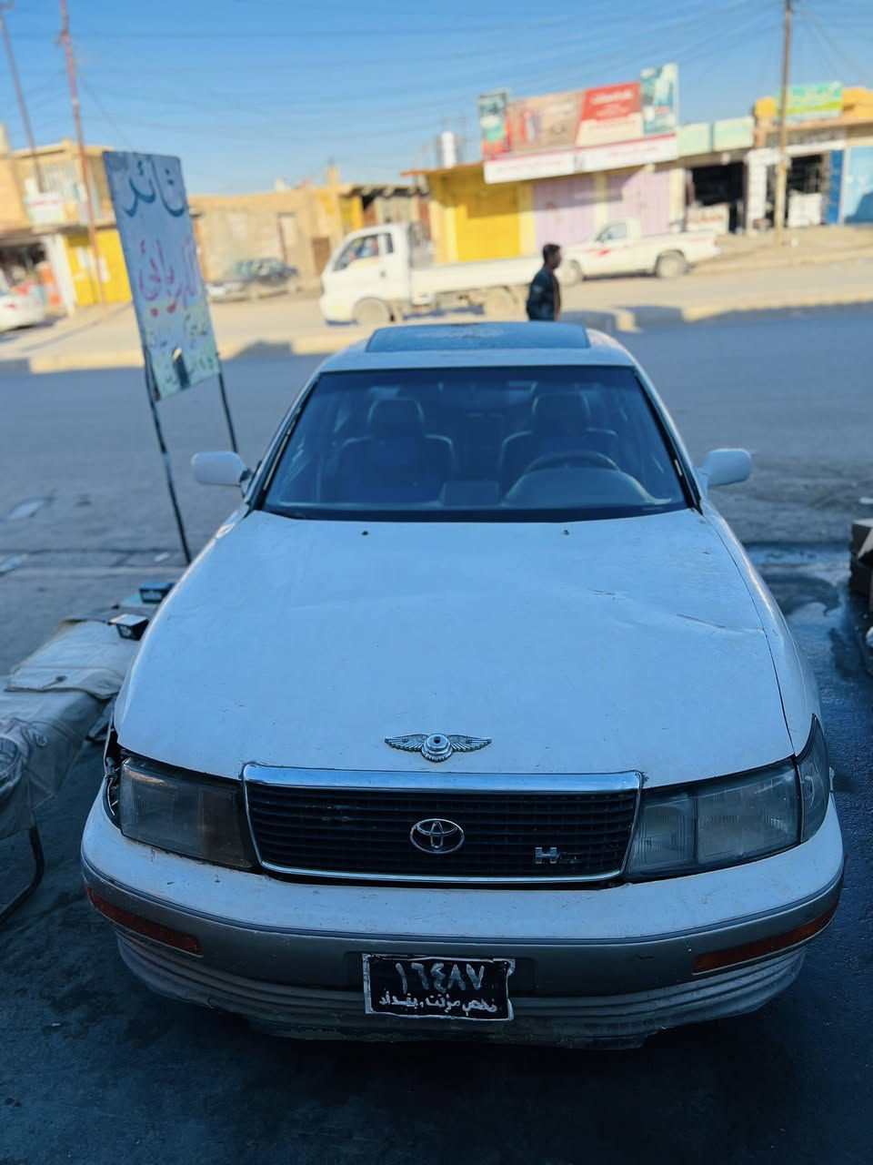 لكزز LS مسجله فحص بغداد صاحبه ما اندلو اوراقهةكامله مكفوله من السرقه والعشائر كير محرك بطه ثنين ونص 
محرك وكير حيل زينات 
شلعه معدل نار
كهربائيات كلها شغاله صدر امامي نص عمر خلفي جديد بور زين 
طخم تاير فوك النص عمر سعره17 ورقه ترهم مراوس حسب القناعه 
***********عنواني شركاط
