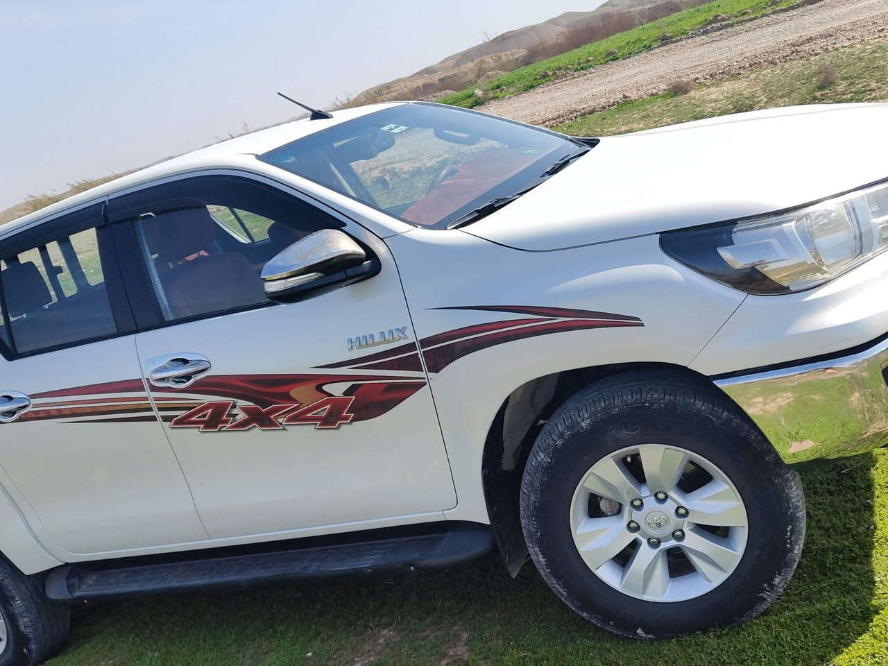 سلام عليكم سياره بكم هايلوكس،مديل2016 رقم سلمانية سيارة مكفولة  محرك مكفولة قطعتين تبريد  كير عادي سنويا جديدة ماشية 126  عنوان ديالى جلولاء رقم الهاتف ***********  رقم *********** ،،،،،سعر243
