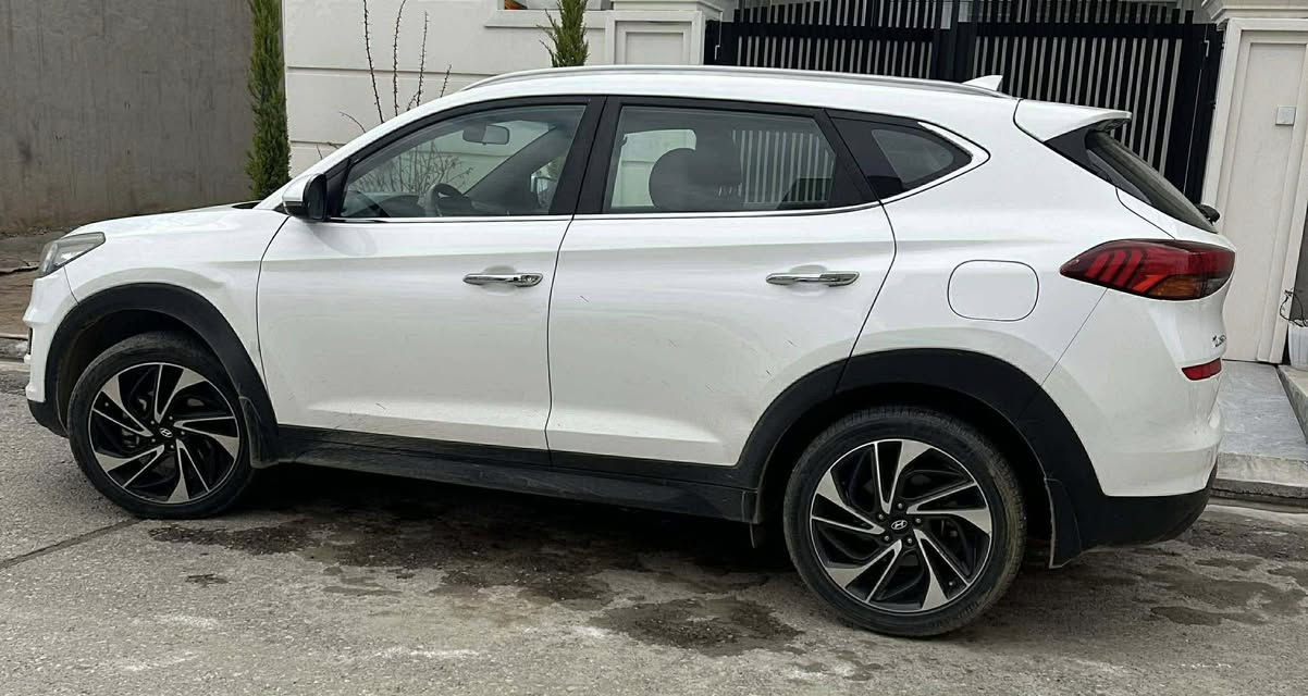 هۆندا تۆکسۆن 
خەلیجی   2019
5پارچە سبوغە بێ لێدرانە 
سەنەوی تا 2030 نوێیە
نرخ/ 157وەرەقە 
رەقەم مۆبایل/7099 402 0751 
شوێن // شەقلاوە


**إذا كنت صاحب هذا الإعلان وتريد حذفه لأي سبب، رجاءا أرسل رسالة إلى الدعم الفني**