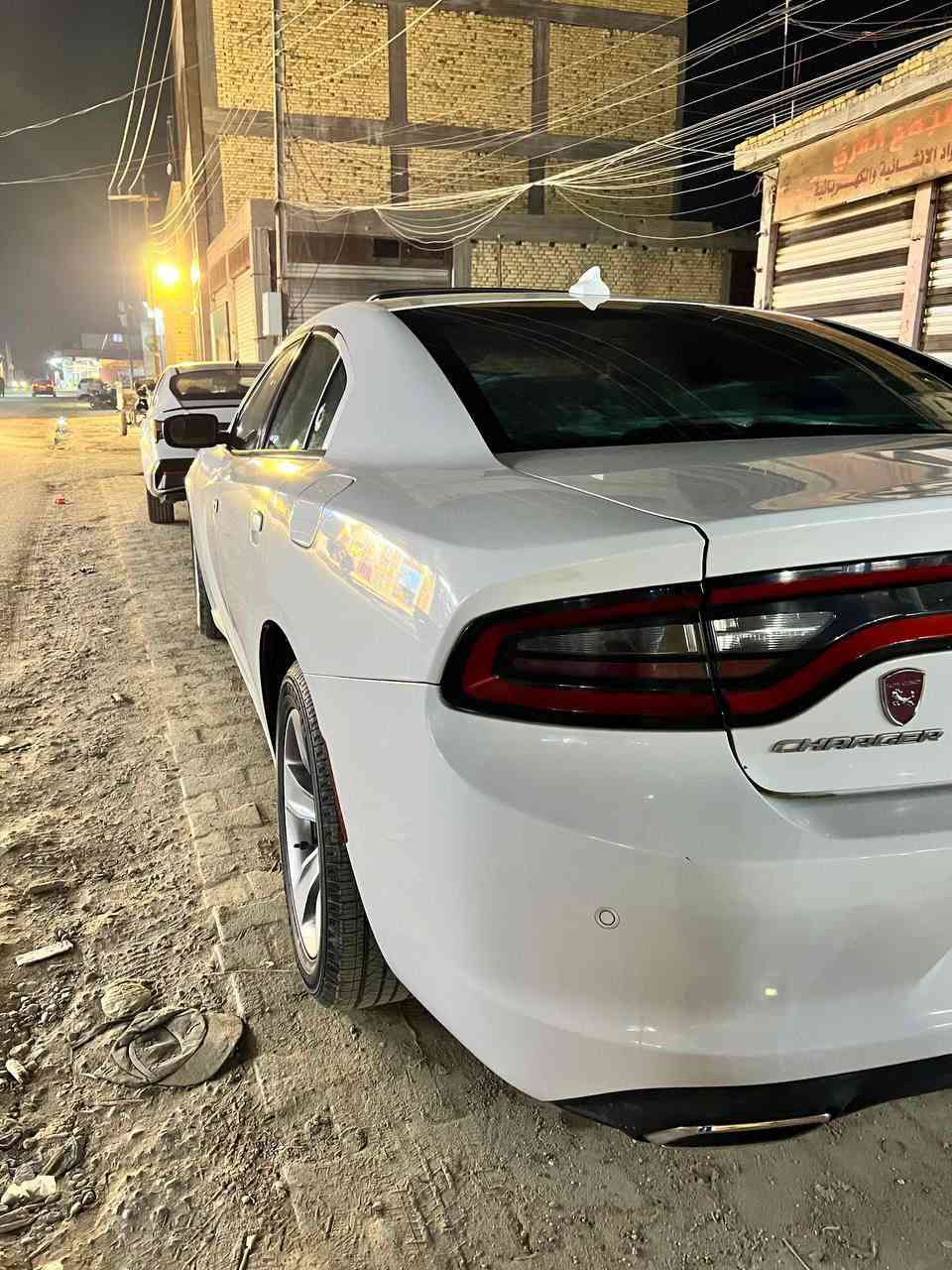 السلام عليكم 
دوج جارجر 2018 اصل 
مكينة 3600 SXT 
رقم بغداد باسمي 

ماشية80 mi حقيقي 
كفاله عامه كلين تايتل 
 فول مواصفات 
فتحه
رادار جانبي 
نقطه عمياه 
كشنات حضن 
شاشة كبير تدعم كار ابلي واندرويد 
حساسات خلفيه 
ويل كب حجم 18 ابلادي

حداديه جديده 
كير مكينه مكفوله 

السعر 240

مكان ناصرية مركزة

رقم هاتف للاستفسار 
***********
