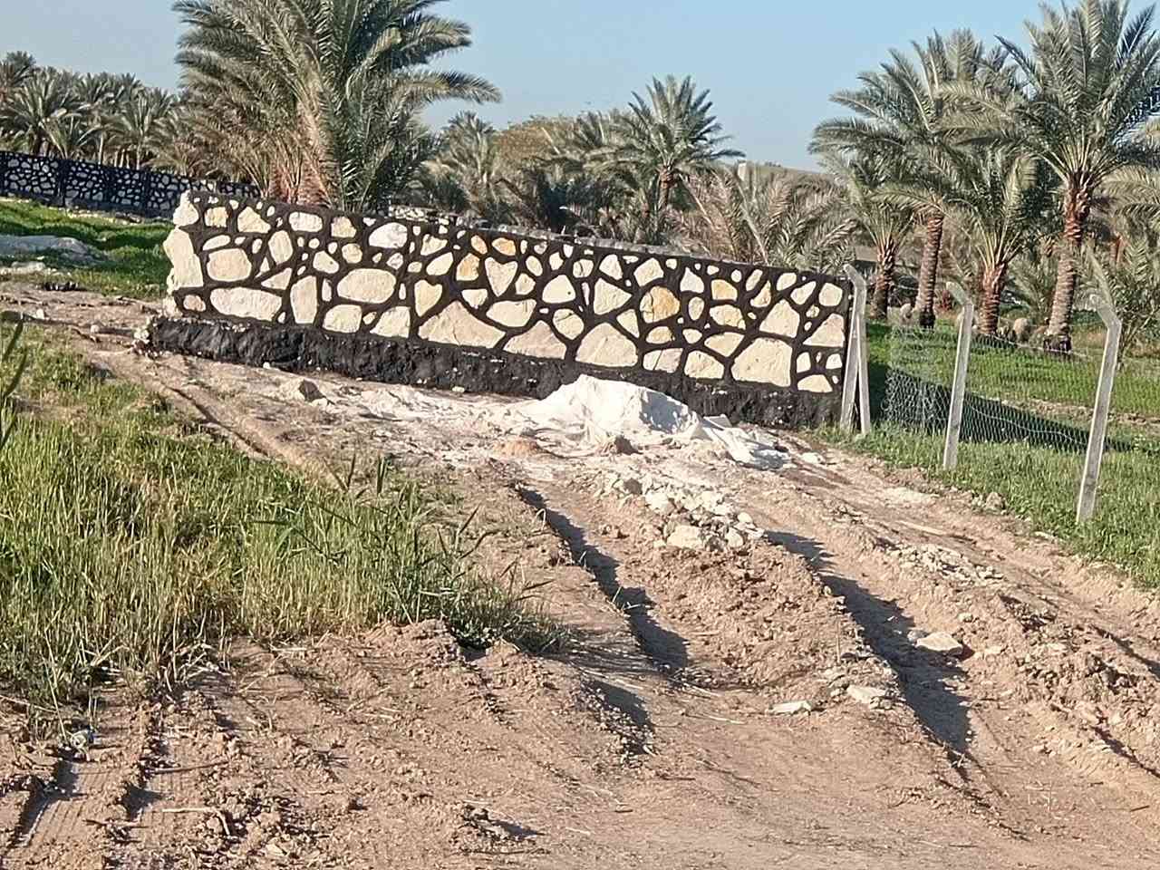 اسلا عليكم بناء حجر كرسته وعمل اسيجه بيوت ممرات انشاء الله ينال اعجابكم للتصال  واتساب ***********
