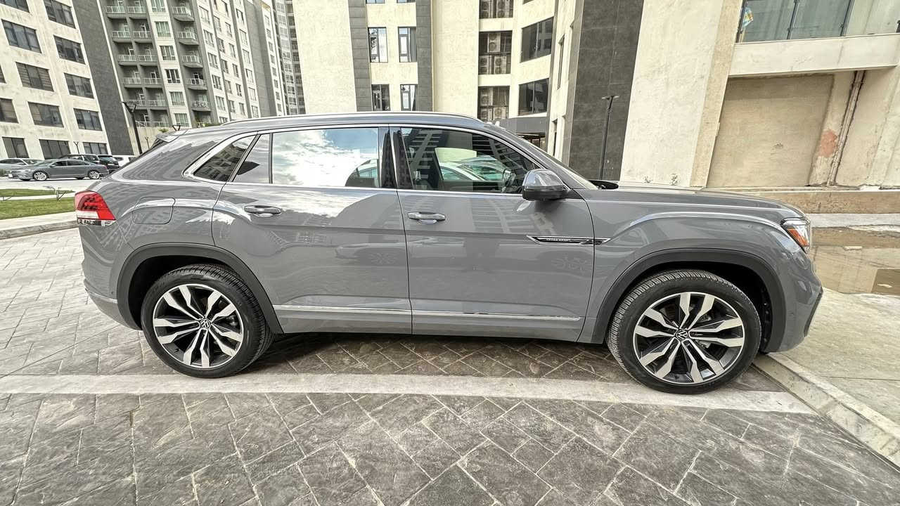 Volkswagen Atlas SEL Premium R-Lin2023        محرك 6 مرغوب
عداد المسافة :20الف مایل ￼

اعلی المواصفات  atlas 1/1 :

سقف بانوراما

داتاشو 

بصمة تشغيل

بصمة أبواب

تشغيل عن بعد (Remote Start)

صندوق شفط كهربائي

رادار أمامي (تحديد مسار)

رادار جانبي (نقاط عمياء)

رادار خلفي (تحذير من الاصطدام)

كاميرات محيطية 360°

سستم سماعات FENDER

تحكم وضعيات القيادة Drive Modes 

اوتو بارك Auto Park

تبريد مركزي لمس

كشنات ميموري

كشنات جلد

کشن تدفئة و تبرید

هاند بريك بصمة

Android Auto 

Apple Car Play 

مانع انزلاق+ABS

شاشة كبيرة لمس

حساسات خلفية+ كاميرا 

تحكمات استيرن

اوتو ستارت Auto start 

اوتو ستوب Auto Stop 

وبقية المواصفات المعروفة

‎‏‎ 1V2FE2CA1PC226597

شرط  دعامي  لي  دعامي 💯💯💯💯

‎‏‎سیارة مرقم بغداد

سيارة شخصي

مكان سيارا  دهوك 

‎‏‎‏‎للاتصال والاستفسار

بيع سريع

‎☎️کورك ***********   واتساب
