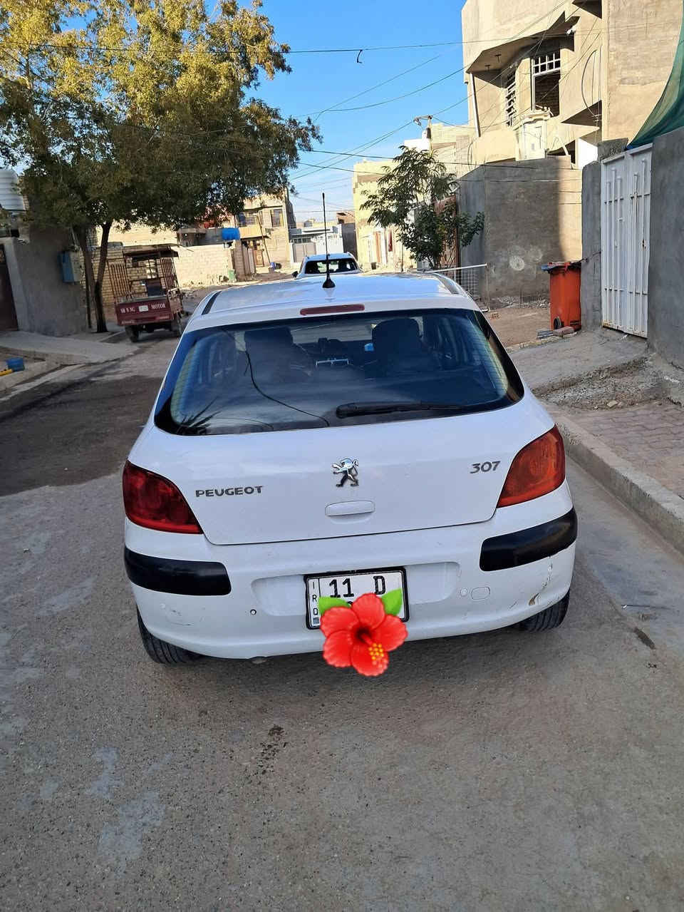السلام عليكم بيجو 307 موديل 2006 رقم بغداد دولي السياره بأسمي السياره ع البلاد كير وكهربائيات ممتازه تدفئه وتبريد شغالات  كاميرا اماميه وكاميرا خلفيه  وشاشه ممتازه سياره جاهزه السعر 60
العنوان بغداد المحموديه 
الاتصال على الرقم  *********** بيه واتساب

