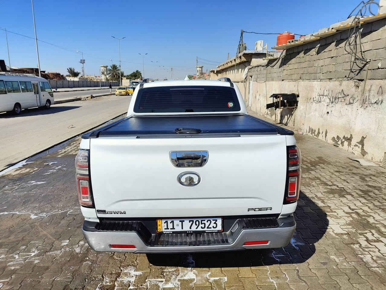 كريت ول باور  موديل 2023 كاز للبيع فول الفول ام الدرج .
المواصفات : 
- ٤ كامرات 
- رادارات ٣٦٠ مع نقاط عمياء 
- حساس امامي خلفي 
- فتحة سقف 
- نضام المحافظه على المسار مع مثبت سرعه تفاعلي 
- لايت زنون عالي ناصي و الخلفي ليد 
- مقاعد جلد و كهرباء للسائق و الراكب مع تدفئه للمقاعد و تدفئه للمقود 
- شاشه لمس و تدعم الابل كار بلي و الاندرويد اوتو 
- عدادات دجتل مع ٣ ثيمات للعدادات 
- دفع رباعي مستمر مع دف لوك و نضام النزول من المنحدرات و ٣ وضعيات قياده ( سبورت ايكو نورمال ) و دبل خفيف 
- محرك ٢٠٠٠ توربو و كير ٨ سرعات zf مع وجود شفتات للتبديل خلف المقود 
- اوتو بارك مع اوتو هولد 
- مانع تصادم امامي 
- تشغيل عن بعد 
- حالياً ماشيه السيارة 116 الف وقابله للزياده    
- منافذ طاقه و يو اس بي و فيش كهرباء 
- شاحن لاسلكي 
- سيارة جاهزة تخم تاير جديد باتري جديد
بيها فقط طخه بالشباب الامامي كلش بسيطه
مكانها البصرة 
***********
السعر ١٧٥
