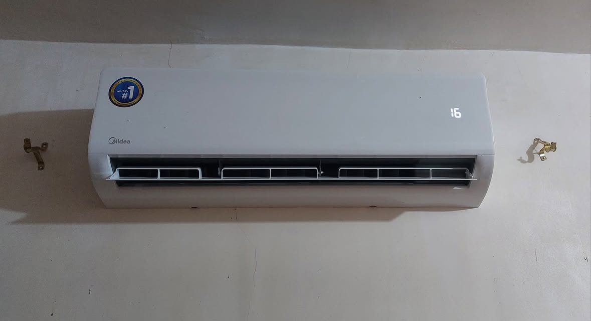 ولأن التميز عنواننا نقدم لكم دائماً الأفضل والأجمل 
جزء بسيط من أعمال ورشتنا لزبائننا الكرام 
نحن جاهزين في خدمتكم طول الوقت 

تميز وكن انت الافضل مع ورشة طارق للتبريد 
للإستفسار التواصل معنا على الواتساب أو الإتصال على الرقم ***********
