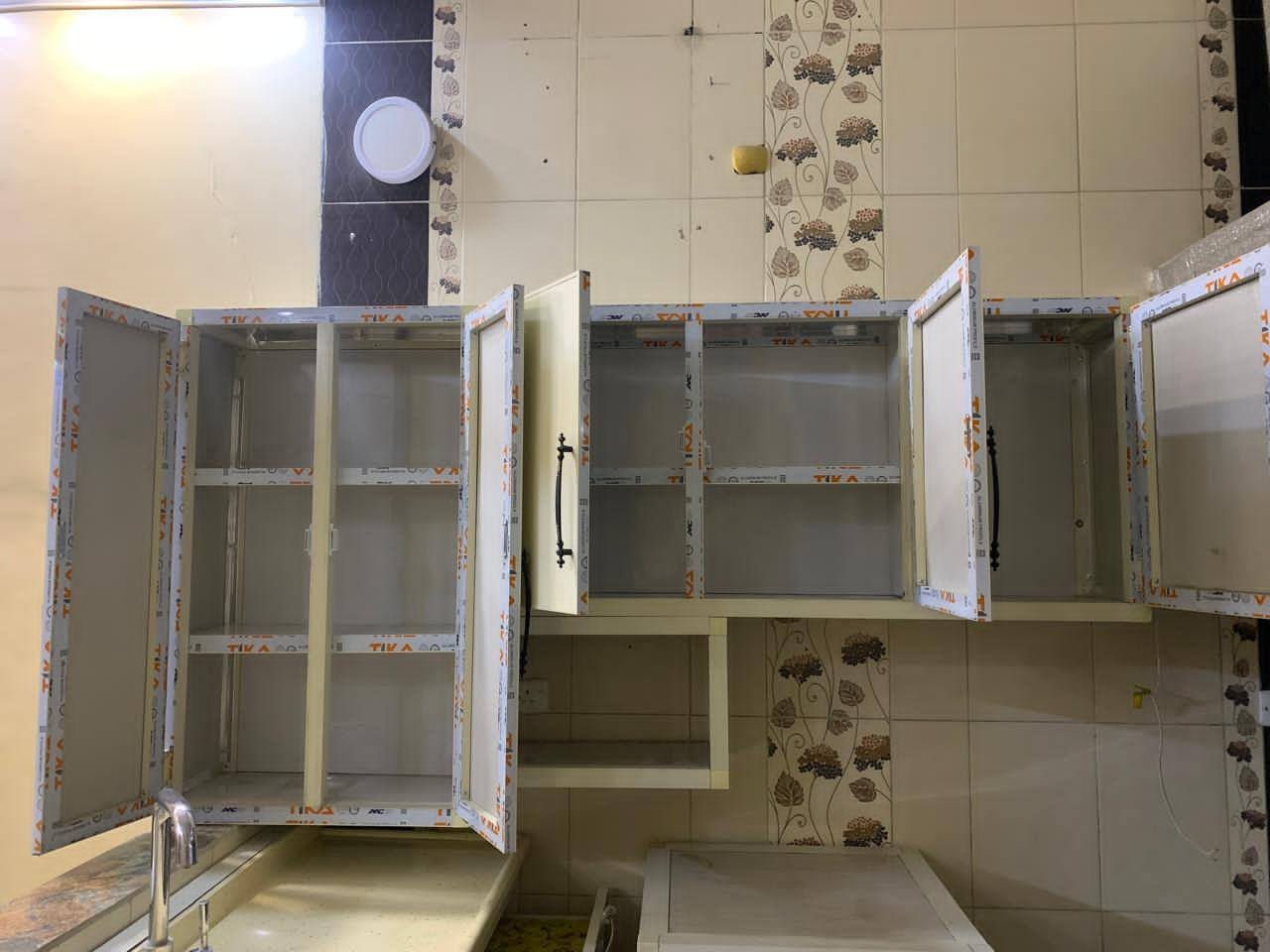 سلام عليكم
كاونتر للبيع استعمال قليل توصا مترتين ونص مرمر 
سعر٣٠٠ 
قنفات ثنين سعر١٥٠ 
وكريكورت سعر٧٥


**إذا كنت صاحب هذا الإعلان وتريد حذفه لأي سبب، رجاءا أرسل رسالة إلى الدعم الفني**