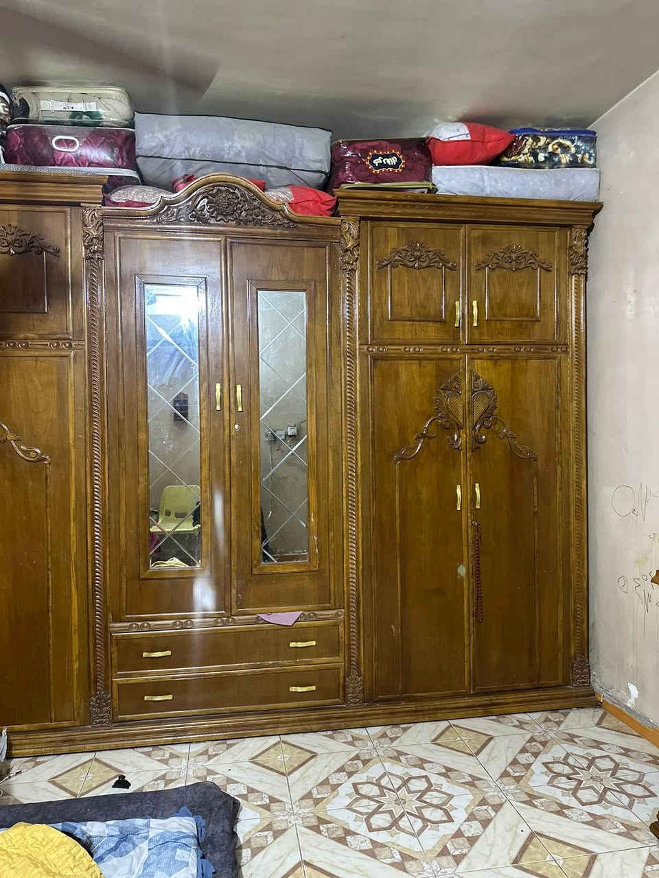 غرفه نوم كامله ما بيها اي نقص غرفه نوم صاج تزكام عراقي الهاتف ***********
