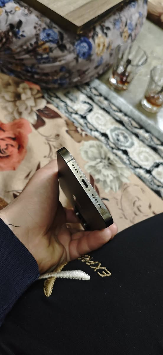 13 برو ماكس بطاريه 85 ذاكره 128 نسخه اوربي السعر 575 الجهاز ما مفتوح شرط الحاسبه والهوا ***********
