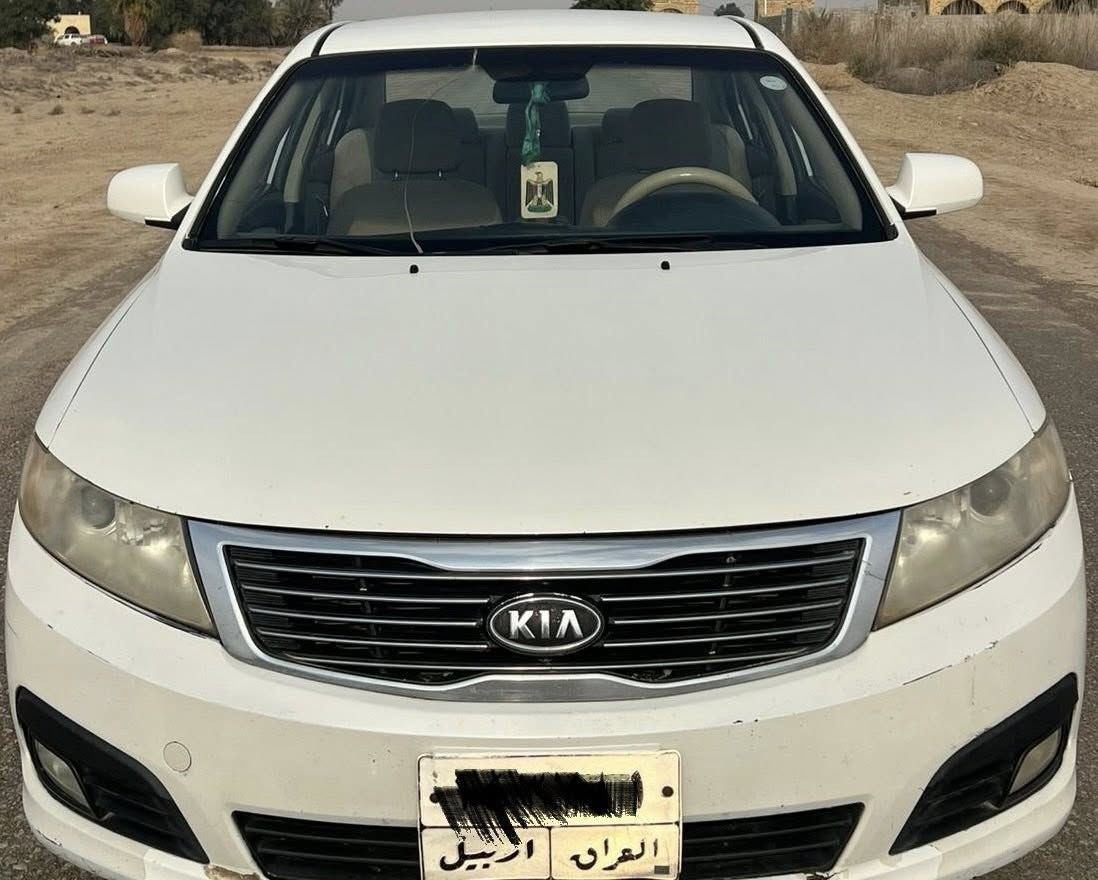 كيا أوبتما 2009 خليجي رقم اربيل تحويل او وكاله 
محرك 2000شرط لاتنقيص ولا تبخير
بيها الباب الخلفي جهة السائق والجاملغ الخلفي أيضاً جهت السائق رش اثر شخوط بدون فتح 
تخم تاير. +حداده جديده + داخل جديد
كهربائيات شغاله من دعاميه لدعاميه 
سياره جديده معنى الكلمه استخدم شخصي 
السعر 115وبيها مجال 
‭0783 834 5465‬

