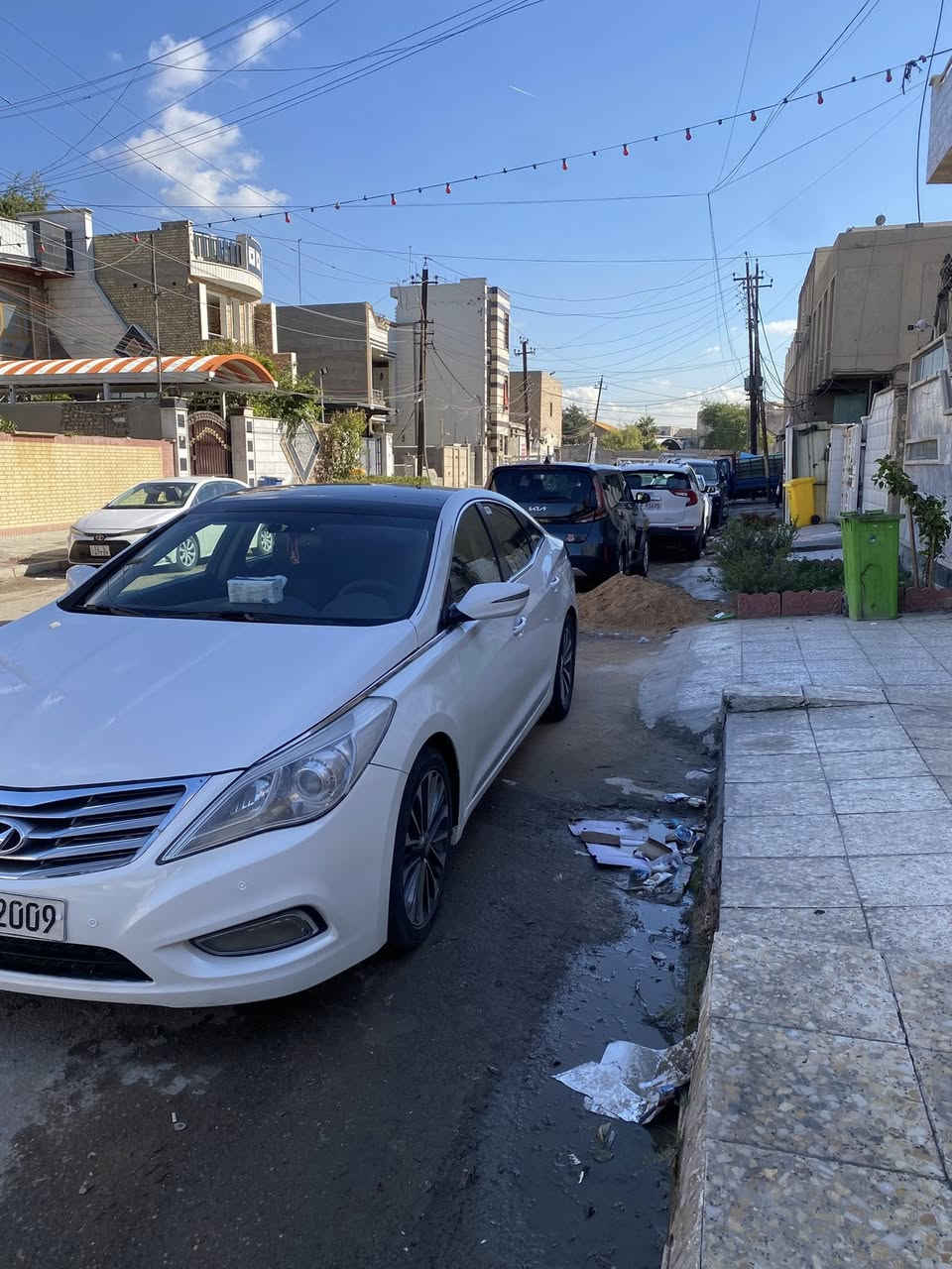 مكلفة بالنشر
هونداي ازيرا2011 خليجي فول مواصفات VIP فول 
حجم المحرك V6
رقم أربيل أنكليزي 
بيها صبغ بالباب مال سايق واشويةبالتكمة بدون حادث او ضرر  
بصمه.. بنوراما.. يدات كروم.. مري شفط ترحيب اوتو .. بك لايت LED.. كشنات جلد كهرباء ساونه خزن... بردات جانبيه.. برده خلفيه كهرباء.. حساس امام خلفي .. كامره شاشه.. دبل كير.. خمسه ويل كب... اشاره/كشنات ساونه مرايه LED.. وبعد هواي مواصفات 
كير محرك حداديه درجه أولى
سعر 106 . وبيها مجال ‭٠٧٨٥ ٨٧٩ ٠٦٢٥‬
مكاني بغداد الجديدة
