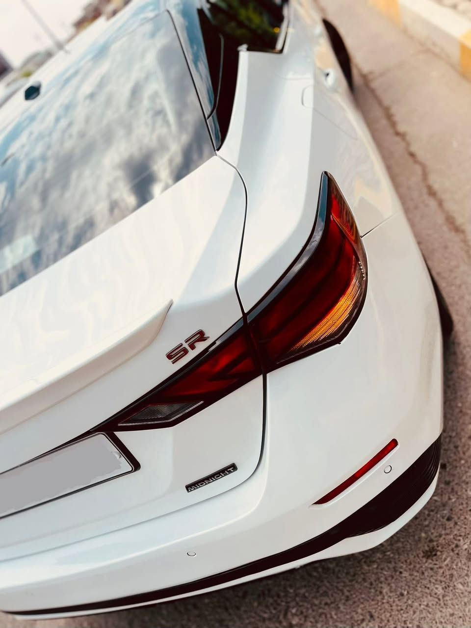 کوردی
Sentra SR 2024 +plus MIDNIGHT
بە ناوی خوای گەورە 
سەرەتا سەیارەکە لە بەرەو ڕوو لە ڕەسم جوانتر نەبوو گلەی بکە🚀
قەپات قەپات قەپات مواسفات❤️‍🔥 
سپی سەدەفی سەقف ڕەش 🔥
بیلادی ئاوێنە و ویل و سەقف ڕەش 🔥
سەیارەکە نمونە لە جوانی و پاکی 💥
لە هەموو مەعرەز شتێکی وای تێدانیە 🔥
لەوەی فولتری نیە💥
گێر و مەکینە گەورەیە تەیارەی سەر ئەرزە✈️
مواصفاتەکانی:
سلایت 
کامێرا ٣٦٠ پلە
کوشن جلد 
کوشن هیتەر 
سوکان هیتەر 
کوشن کارەبایی 
ئۆتۆستارت ستۆپ
ئاوێنە ئۆتۆ 
جام ئۆتۆ 
گێڕ سپۆڕت 
لایت لێزەر 
بەگ لایت لید 
پێش گەورە 
دۆسەو شواڕب بیلافی
کاڕپلەی 
سیستەم ساوند بۆۆس 
زۆر مواسفاتی تر 🚀
تەنها ژێر ڕەقەمی بۆیاغە 
بێ ژۆرێ بێ ئێرباگ 🔥
یەک پەنجە قەڵەم کاری 🔥
باقی دەعامی بۆ دەعامی بەشەرت 
هەموو قەلبی بەشەرت 
***********
عربي 
Sentra SR 2024 +plus MIDNIGHT
بسم الله الرحمن الرحيم
أولاً، السيارة على أرض الواقع أجمل بكثير من الصور، لا تحتاج لوصف! 🚀
كاملة المواصفات (قبط قبط قبط) ❤️‍🔥
المواصفات الخارجية: لون أبيض صدفي، سقف أسود، مرايا وجنوط (ويل) وسقف باللون الأسود بلادي 🔥
حالة السيارة: نموذج في الجمال والنظافة، لا يوجد مثيل لها في المعارض 🔥، تعتبر الفئة الأفضل (فلتر) 💥
الأداء: محرك كبير، جير (ناقل حركة) رياضي، أداء قوي جداً وتعتبر "طائرة على الأرض" ✈️
المواصفات والإضافات:
فتحة سقف (سلايت)
كاميرا 360 درجة
كراسي جلد مع نظام تدفئة وتبريد
مقود (ستيرنغ) مدفأ
كراسي كهربائية
نظام التشغيل والإيقاف التلقائي (Auto Start/Stop)
مرايا ونوافذ أوتوماتيكية
نظام الصوت "بوز" (BOSE)
شاشة تدعم كاربلاي (CarPlay)
إضاءة ليزر أمامية، وإضاءة خلفية LED
واجهة أمامية مميزة، ودوسات (دواسات) وشوارب بلادي
والعديد من المواصفات الأخرى 🚀
حالة الهيكل:
صبغ تحت الرقم فقط، بدون شاصي، وبدون إيرباك 🔥
إصلاح "قلم" واحد فقط
باقي السيارة (من الدعامية إلى الدعامية) بحالة المصنع ومضمونة 100%
الجير والمكينة وكافة الأجزاء الميكانيكية مشروطة بالفحص 🔥
للاستفسار عن السعر، يرجى الاتصال على الرقم:
***********
