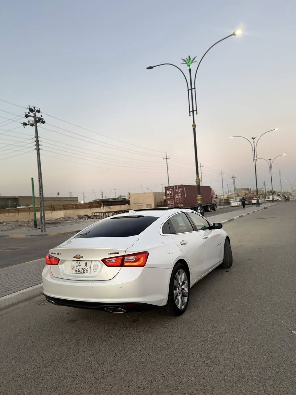 السلام عليكم.
شوفرليت ماليبو 

موديل 2018

فئة بريمير

مكينه 2000تيربو

كير ATF

كفاله السياره داخله تقرير تعمل وتسير

بيها ملاحضات خفيفه

رقم بصره بأسمي

المواصفات اوتو بارك

(1)- اللون ابيض صدفي مميز

(2)- عداد المسافه : 170 الف كيلو متر 

(3)- -محرك 2000 تيربو 

(4)- كير 9 نمر

(5)- بصمة تشغيل وبصمة أبواب

(6)- تشغيل عن بعد 

(7)- ويل فراشه حجم 19

(8)- يدات أبواب نيكل

(9)- إشارة بالمراية

(10)- نقطة عمياء بل مراية

(11)- لايت زنون بلادي

(12)- لد أمامي 

(13)- فول تحكم ستيرن 

(14)- كشنات كهرباء 

(15)- تبريد قطعتين 

(16)- كشنات جلد اسود بلادي 

(17)- تبريد كشنات 

(18)- تدفئة كشنات

(19)- كشن ذاكره خزن 

(20)- تدفئة ستيرن

(21)- صاج بلادي 

(22)- سماعات BOSS

(23)- مانع انزلاق

وبعد مواصفات بيها معروفة 

السيارة كللش جديدة 

#جاهزة من كل النواحي 

السعر / 145ورقة وبيها مجال 

العنوان / البصره حي الشرطه 

للاستفسار/ ***********
