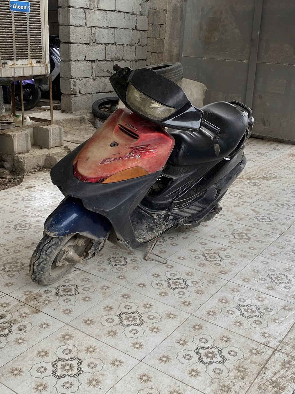 سلام عليكم 
فراشة شغالة سلف وهندر مكاني كنعان
سعر ٢٥٠بي مجال
***********
