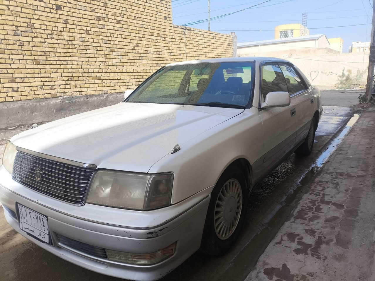 للبيع سياره راس الثور موديل 1998 كلشي شغال بيه بس نقصه تبدل طابوكه سياره مكفوله من الكص و نقل جثه سنويه منتهيه 2024 سياره بأسمي سعره 70 وبيه مجال كلش بسيط مكاني ناصريه مركز 
الرقم:***********
