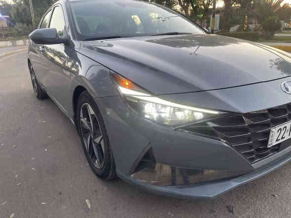 السلام عليكم 
🚗النترا 2022 سياره فول لمتد واحد على واحد يعني معروف مواصفاته سياره جديده بدون صبغ عدا جوه الرقم الخلفي مصلح قبق جنطه راجع نفسيته
🚗 بدون صبغ 
🚗بدون ايربالك 
🚗بدون دواخل
سياره شرط تحويل بصمه 
محرك 2000 دوش 
سياره جديده 
لون السياره إسمنتي 
ماشيه 55
المكان بغداد الشالجيه 
🔴السعر = 168
🔴رقم أربيل
🔴رقم الهاتف 
***********
