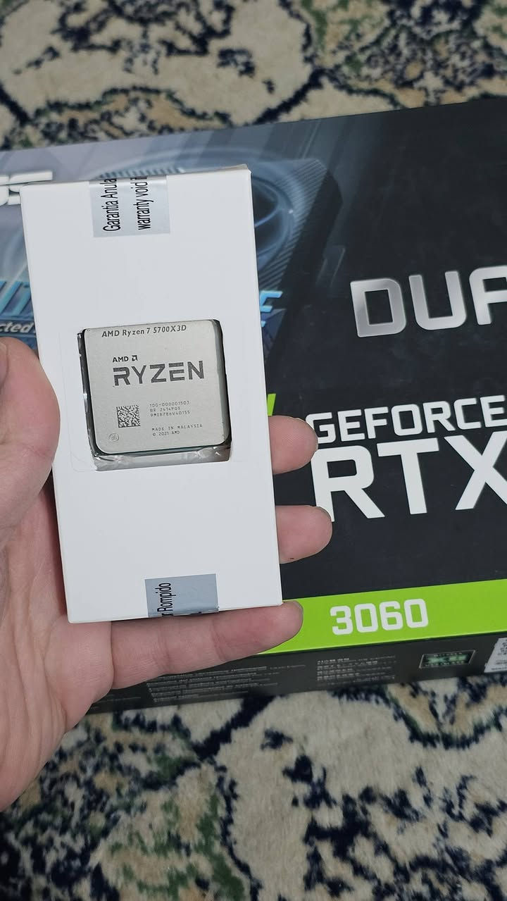 رامات ٣٢ كيكا تي فورس 32g 2×16gb 6000mhz cl30 السعر ٤٥٠
معالج r7 5700x3d tray جديد ٣٢٥ الف
كرت ٤٠٨٠ سوبر كيكابايت ١٤٥٠ الف
هارد ساتا ١ تيرا جديد ٩٠ الف 
رامات ٣٢ كيكا ddr4 3200 ب ٢٠٠ الف
رام ١٦ كيكا قطعة وحدة xpg  لون ابيض تردد ٣٦٠٠ السعر ١٢٥ الف
رامات ٦٤ كيكا كورسير ٣٢+٣٢ تردد ٣٦٠٠ السعر ٣٧٥ الف جديد 
مكاني الموصل ومتوفر توصيل محافظات


**إذا كنت صاحب هذا الإعلان وتريد حذفه لأي سبب، رجاءا أرسل رسالة إلى الدعم الفني**