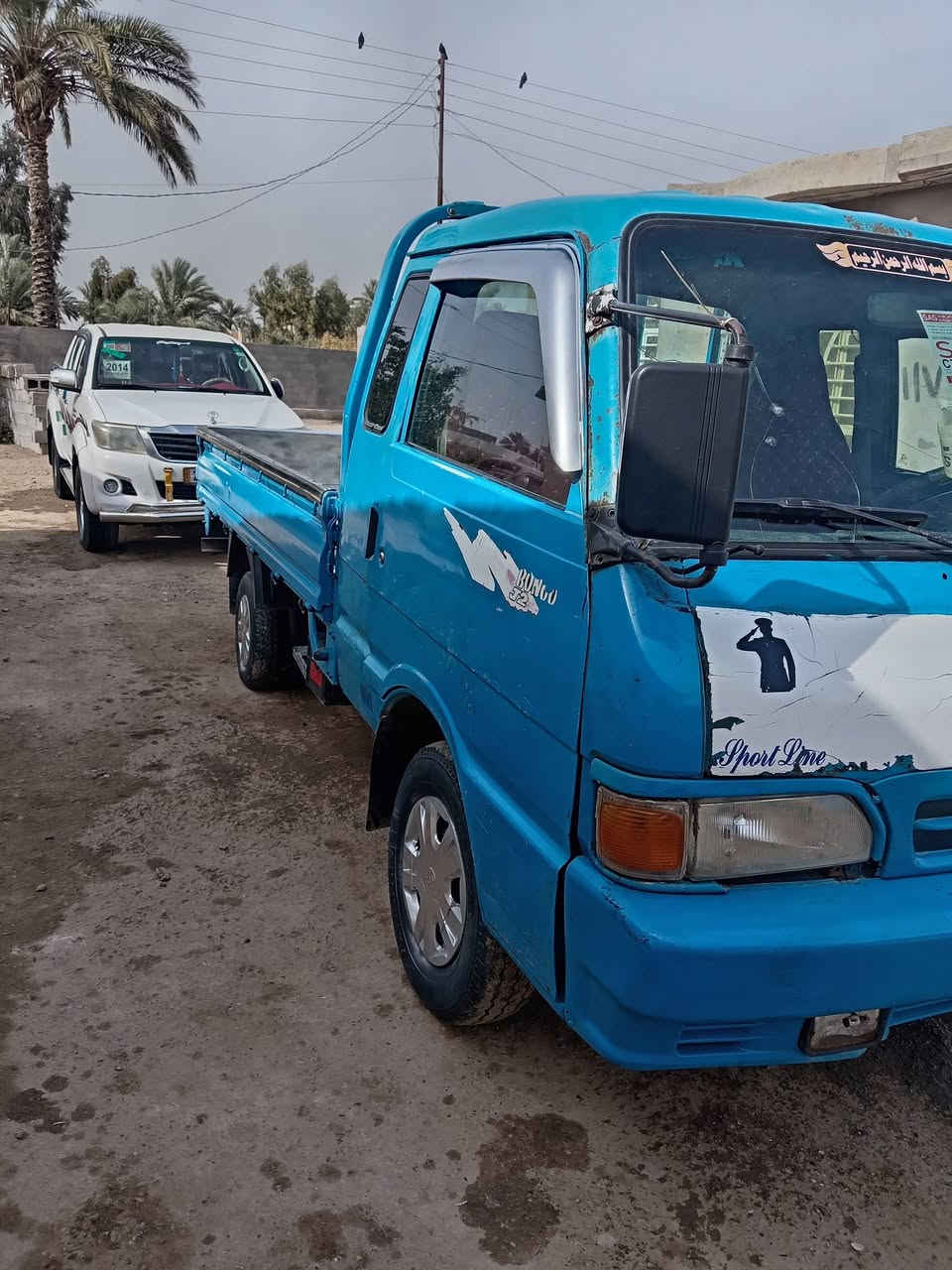 السلام عليكم كيا بنكو موديل 95 رقم صلاح الدين مشروع وطني تحويل مباشر سنويه جديده مكان السياره بغداد تاجي السعر تصل ***********
