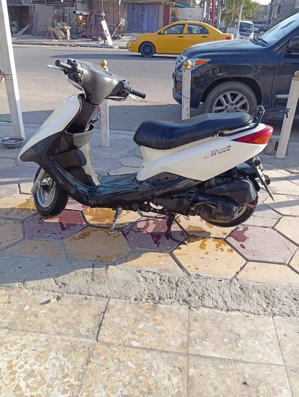 سلام عليكم / اكزز تريت نوزل / دراجه كفاله عامه / مال رمبه مصار هواي من نزلت / ألون ابيضّ / دراجه مال دكاتره كفاله من كلشي تخم تاير جديد / وترايك وين ماتريد شلعه ومعدل / سعرها 950 وبيها مجال بسيط / ***********
