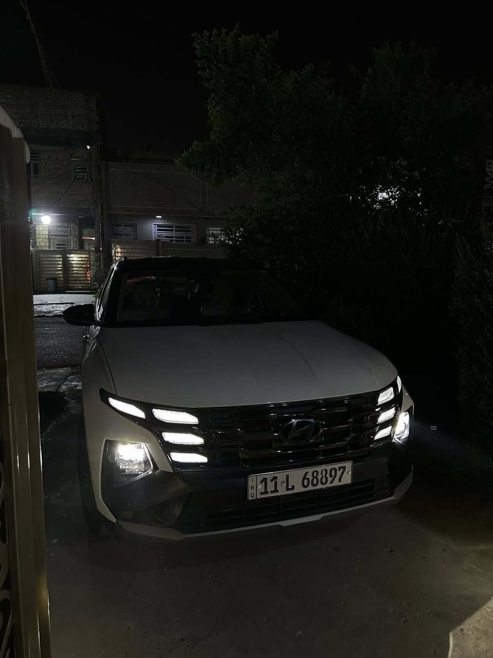 توكسان ٢٠٢٥ رقم بغداد باسمي
السياره بعده بحالة الوكاله ماشيه ١٢ الف كيلو
تو كلر اصل فول مواصفات سعره ٢٤٣ وبيه مجال قليل 
مكاني بغداد 
***********
