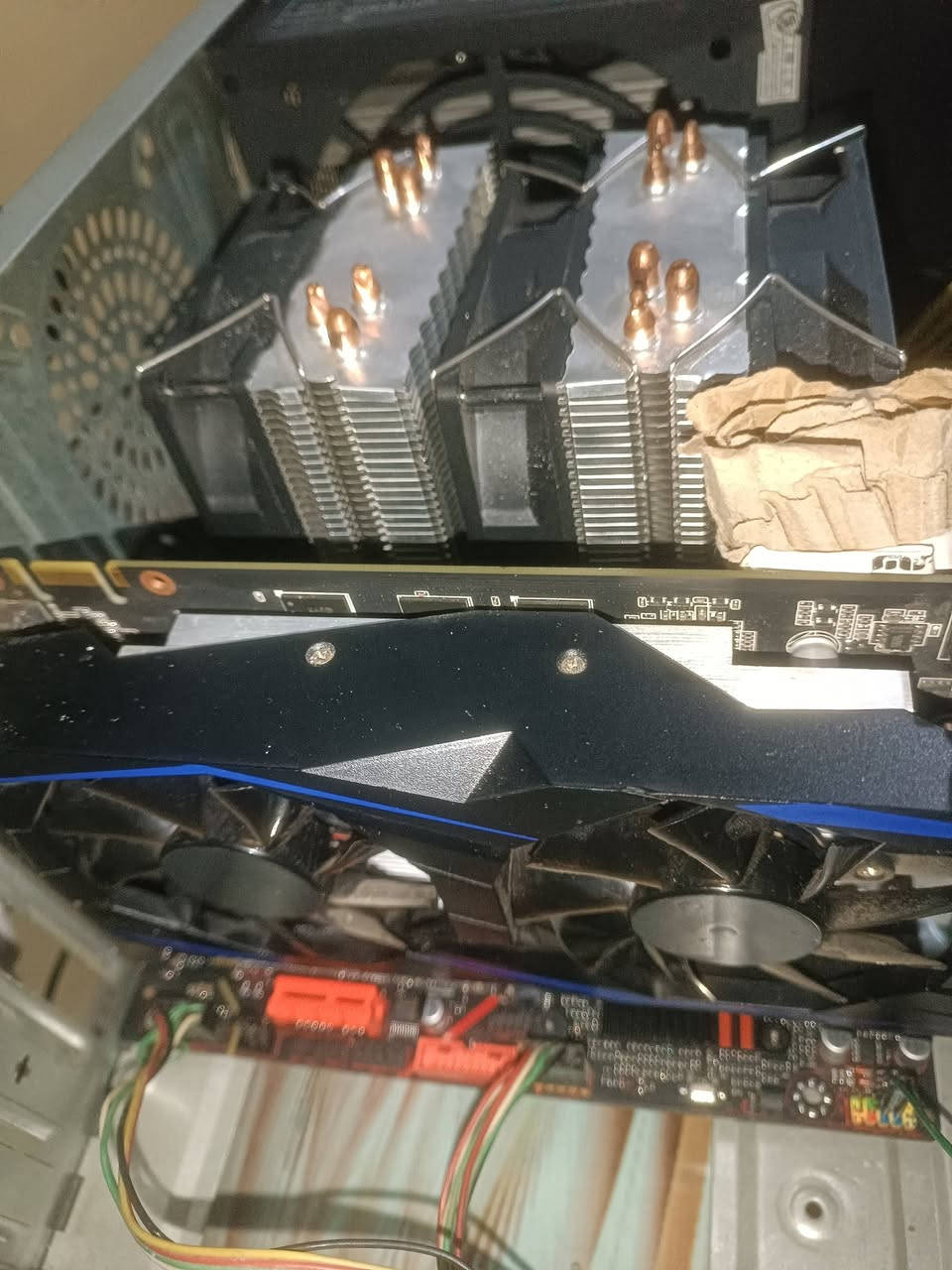 للبيع هاتو سعر 
نوع الرام DDR4 
بس تحتاج فرمات 
ومعاها القطع قطع اهواي بل تعليقات 
البيع كامل ماكو مفرد ،الموصل ما عندي توصيل


**إذا كنت صاحب هذا الإعلان وتريد حذفه لأي سبب، رجاءا أرسل رسالة إلى الدعم الفني**