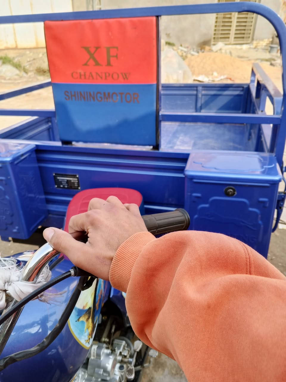 سلام عليكم ستوته البيع مستعجل موديل 2023صارله شهر ونص منطالعه منوكيل خابرني وبيك خير  وتدلل ***********
