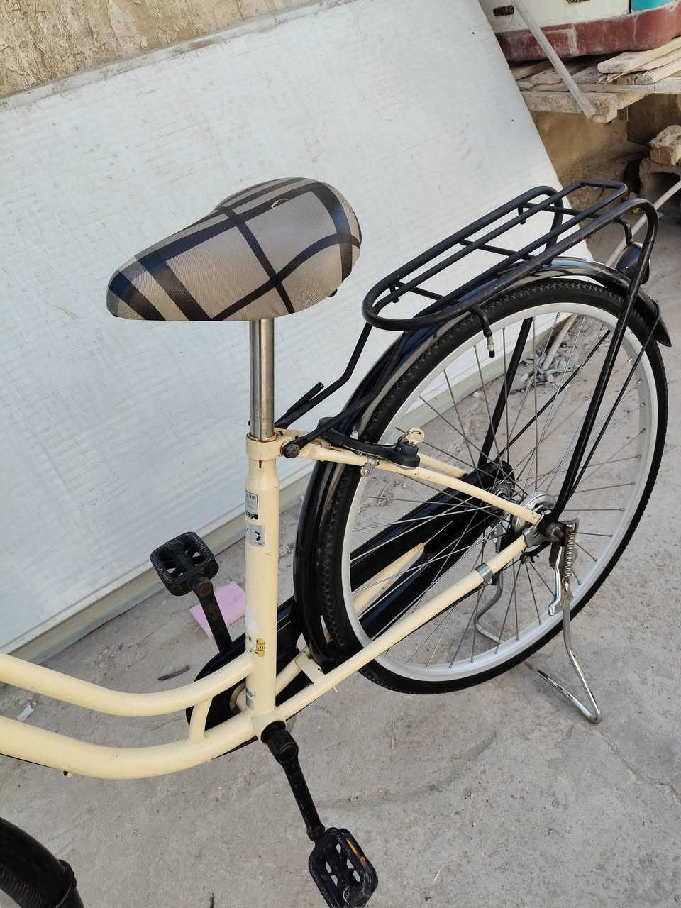 سلام عليكم بيسكل للبيع سعره 110
مال باله جديد كلش الشراي يراسلني 🤍


**إذا كنت صاحب هذا الإعلان وتريد حذفه لأي سبب، رجاءا أرسل رسالة إلى الدعم الفني**