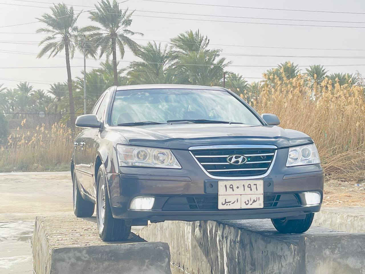 السلام عليكم ورحمه الله
للبيع او للمراوس حسب الرغبة 
سوناتا 2009 وارد امريكي كلين 
جديده جدا بيها جاملغ امامي ايسر فقط مفتوح بدون صبغ كفاله عامه حتى دعاميات
محرك 2400 الكير 5 نمر 
السيارة داخل وخارج جديد
تخم تاير 
حدادية جديده 
داخل لونين 
مابيهة نقص كلبسه 
تبريد نجماد 
تراي زيرو 
رقم اربيل تحويل مباشر 
مكانها بابل المسيب 
--***********----
