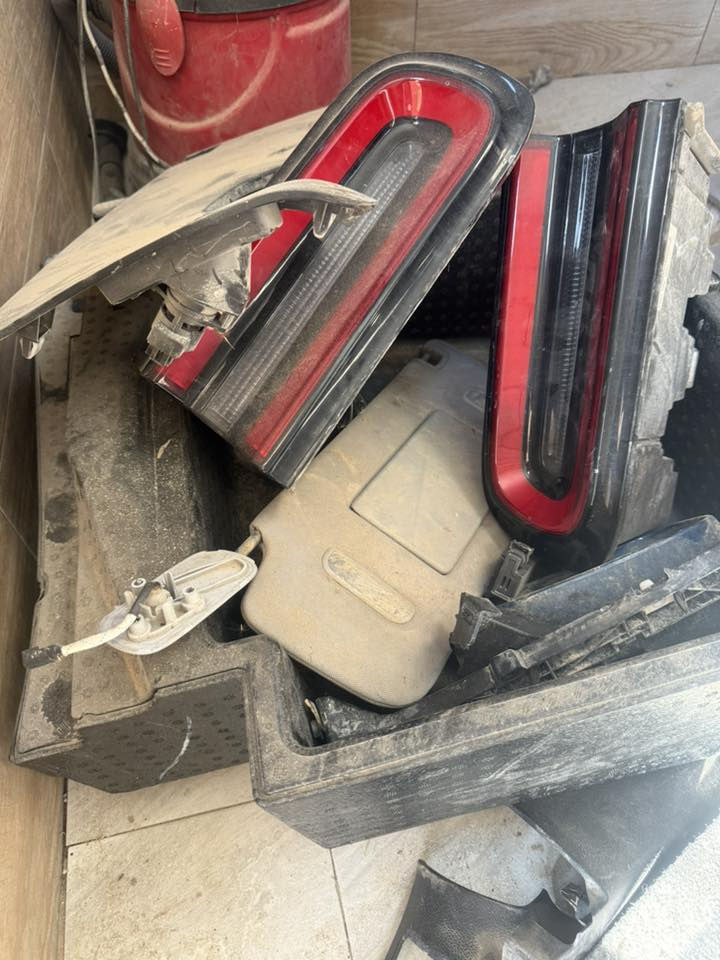 من رخصة الادمن غراض جالنجر للبيع مكانهن بغداد اليوسفية ***********
