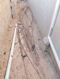 شيش ابو بنص)07744607809) جديد مال روبه طول 6 متر لعدد 30 سعر150 وبي مج...