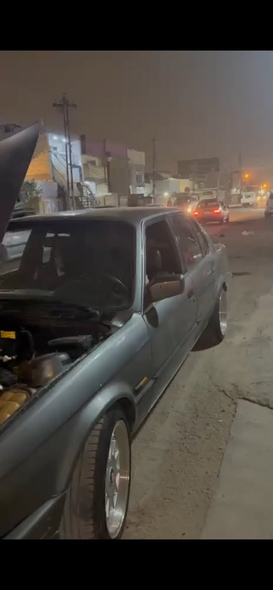 سياره هزه جديد
سنويه جديده
منكور بسنويه ٦ اسلندر
رقم سياره انكليزي انبار
دشبول امامي وفاطر
دشبول الخلفي ابو الصطب لايت من النوادر
كشنات حاويه جلد الاماميات قليبات
بطاين جدد
جام اربعه كهرباء
ويل تو سايز هارتج

سياره جاهزه من كلشي ومنقصها اي شي وكلشي بيها شغال كهربائيات ولاجطل وجاهزه ومتعبوب عليها والي صير من نصيبه بل عافيه عليه
وترايك مفتوح سرعه بطناش وشلعا ومعدل

مكان سياره بغداد للبيع البياع
الرقم/***********

شباب وارجو المعذره مذكرت سعرها لأن الي يعلق تعليق سلبي ويكسر بخاطر العالم والي يوعد وميجي والي يكلي امسح المنشور والاخره هواي حجي الي يخابر وشرأي اني ابيعه واني من ناشر سياره اني ابيع وكلكم اخوه اعزه وعلى راس واسف عل اطاله حبايب
