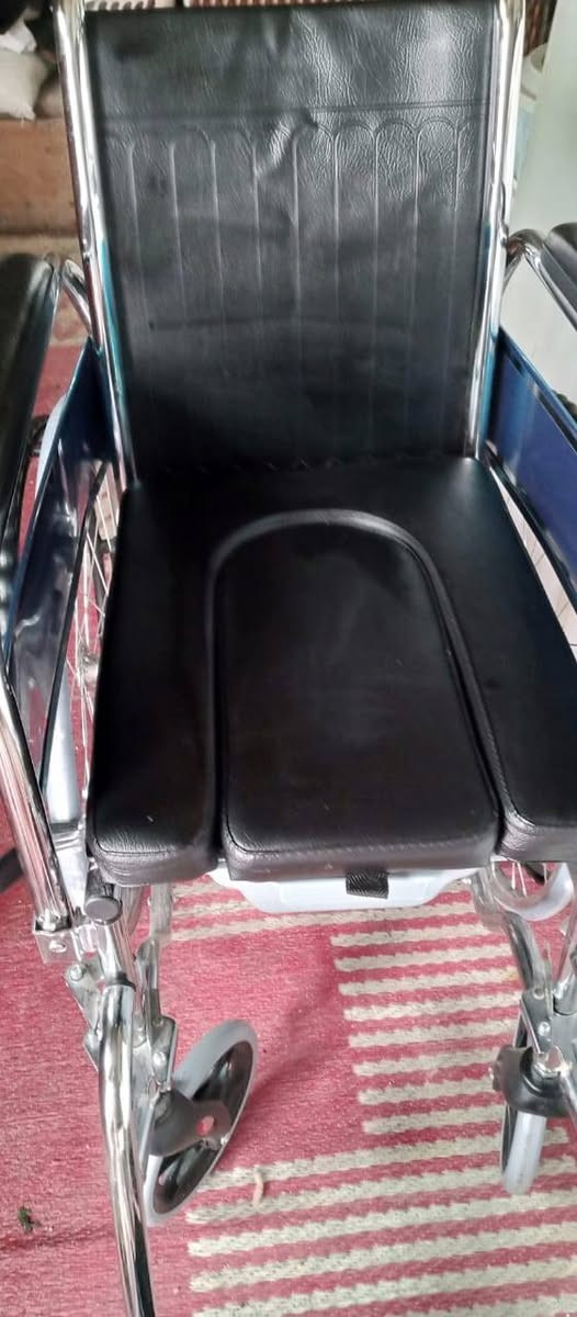 سلام عليكم عربانيه جديدة بل باكيت مال معوقين مال حمام للبيع او مراوس بازغر منهة للاستفسار واتساب ***********
