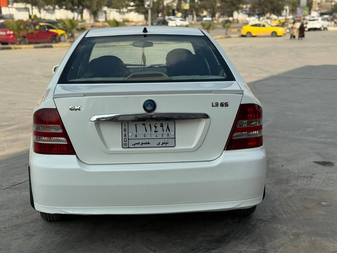 $$52
***********
جيلي سي كي موديل 2013 بدون صبغ  مكينه وكير شرط تبريد شغال تدفئه شغاله طخم امامي خلفي جديد رقم سنويه جديد كاربون بانزين
