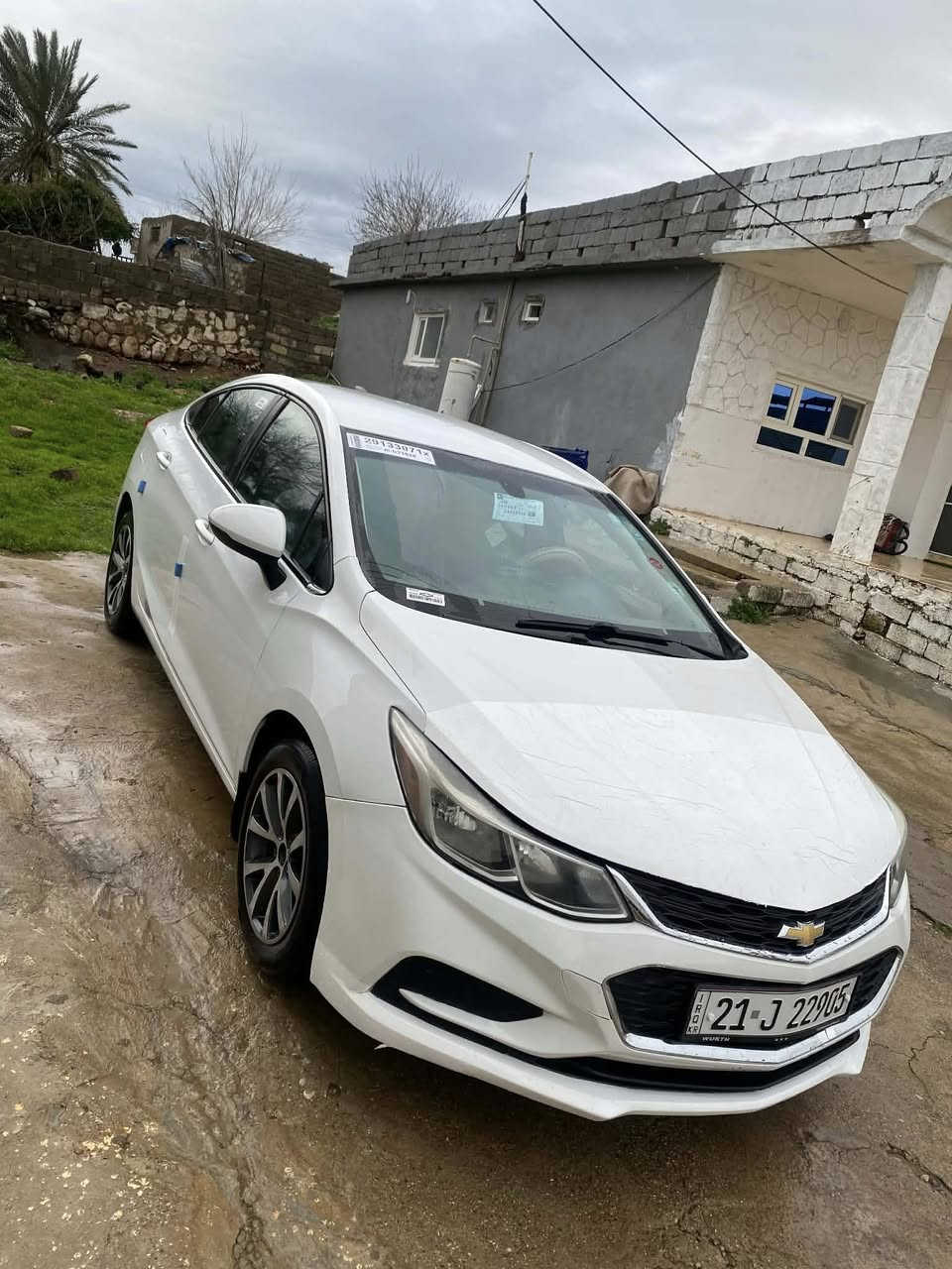 شوفلت كروس2017
بولند جملغ امامي 
بدون شانسي شه رت
رقم سنويه جديد
رقم سليمانيه
كيرمحرك شه رت 
ماشي89ميل
***********
عقره
سعر85مجال
