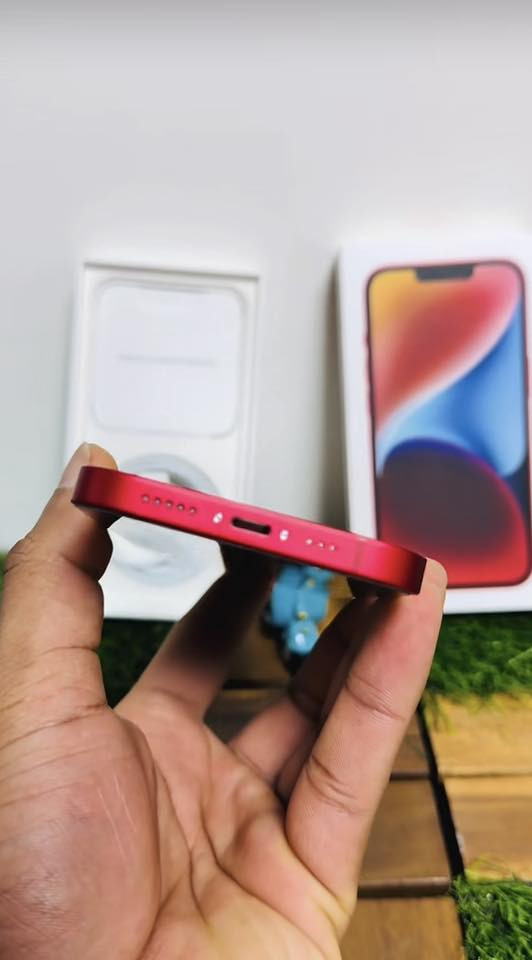 14بلص الحجم الكبير وليس العادي نسخه ال256 انتبه مو 128
شرق اوسط وليس باله جهاز جديد واستخدام قليل وضمانه خلص قبل فتره وتر بروف تفحص وين ما يعجبك ما مفتوح ولا مستبدل بي اي قطعه ابد بطاريه 96 شرط لا معلايه ولا محفزه وشرط الفحص ملحقاته كامله وكارتون اصلي مطابق للبيع فقط جهاز مال جناي وجديد ونضيف مكاني ناصريه  غراف 
سعر ٧٠٠وبيه مجال قليل 
***********
