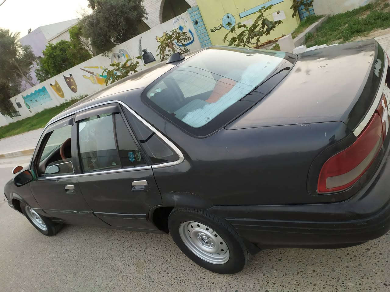 السلام عليكم برنس موديل 1993 مكفولة من ضربه مكينه وكير وحدايد خير من الله سياره  جاهزه من كلشي رقم نجف بسمي سنويه 2029 مشروع  واطني السعر 22 وبيه مجال بسيط تصال عل رقم مكاني بابل ***********
