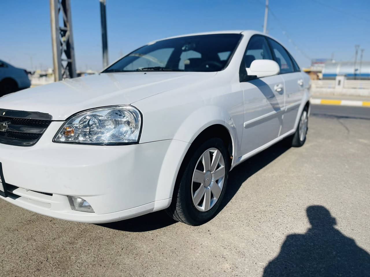 السلام عليكم اوبترا موديل 2014رقم واسط سيارة مكفوله من الضربه تكحيل
بسيطة السيارة جاهز مكينه. كير   تاير.   حداديه 
تدفئة تبريد السياره نظيفه والسونار مرفق 
المكان الكوت مركز المدينه 
ممتواجد على الفيس بوك 
اتصال. ***********
السعر.  $95
