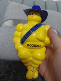 دب ميشلان • أصفر قبعة زرقاء • نسخة MOGDAD