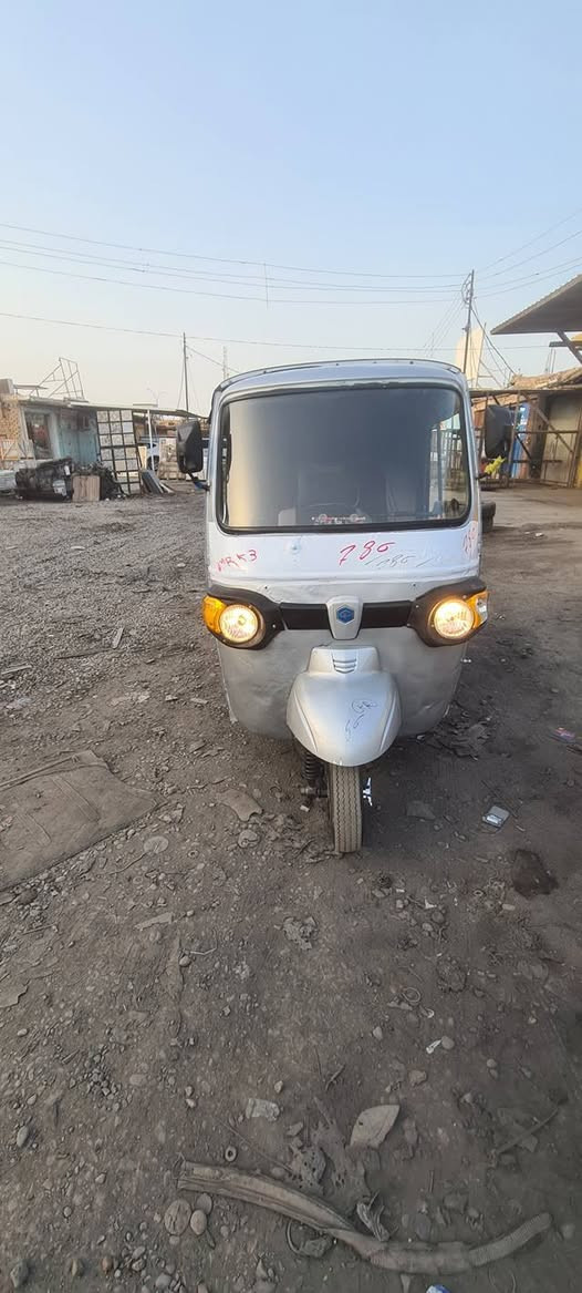 تكتك للبيع بياجو مديل 2018 اوراق مو رقم بيه مكينه مال ستوته مصبوقه بيه باتري موزين سعر على خاص ***********
