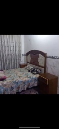 غرفه لبيع ميز تواليت وجربايه نضيفات ٨٠٪؜ متوازي عليهن الاستفسار عل ٠٧٧...