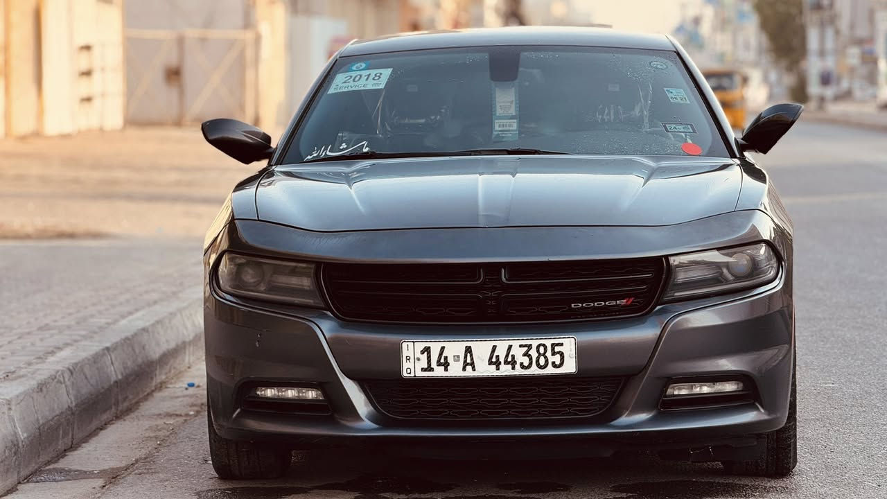 السلام عليكم
جارجر 2015 اصل معلايه 2018 
السياره رقم بصره الرقم الجديد هزه جديد السياره بسمي تحويل ثاني يوم السياره جاهزه من كلشي تبريد حداده تخم تاير كله جديد السياره كفاله بيها بس المدكر الامامي كلير من امريكا السياره كلش جديده 
ماشيه 117 كيلو السعر 163 وبيها مجال للشراي 
مكاني البصره 
***********
