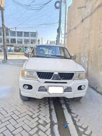 سيارة ميسيبوشي ناتيفيا 2008 هزة جديدة سنوية جديدة كير محرك مكفول صدر ج...