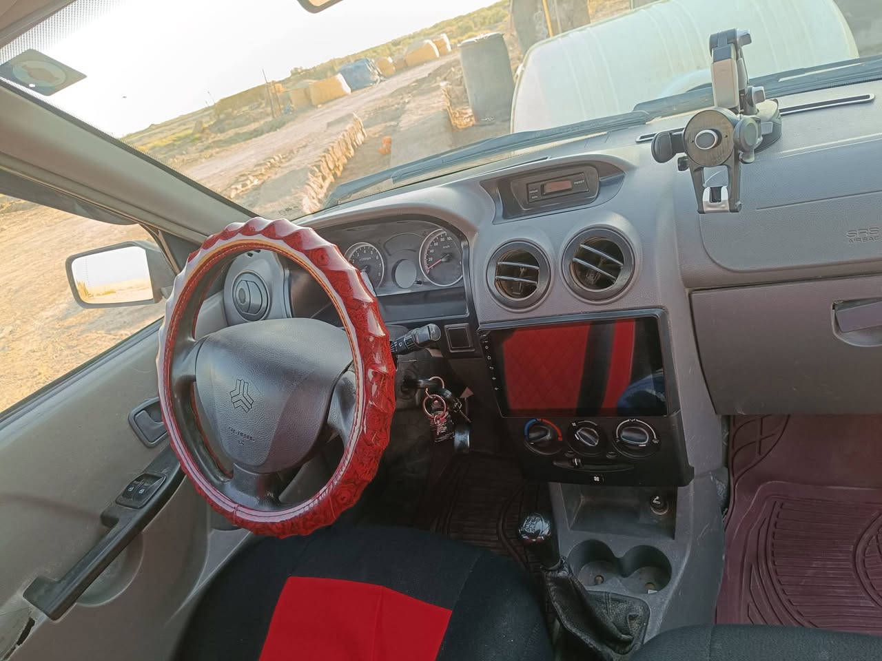 سياره سايبا للبيع موديل 2018 سياره نضيفه تبريد شغال كهربائيات كلهه شغاله السنويه مجدده لل 2031 
المحافضه ميسان 
السعر 43
للاستفسار عله الرقم ***********
