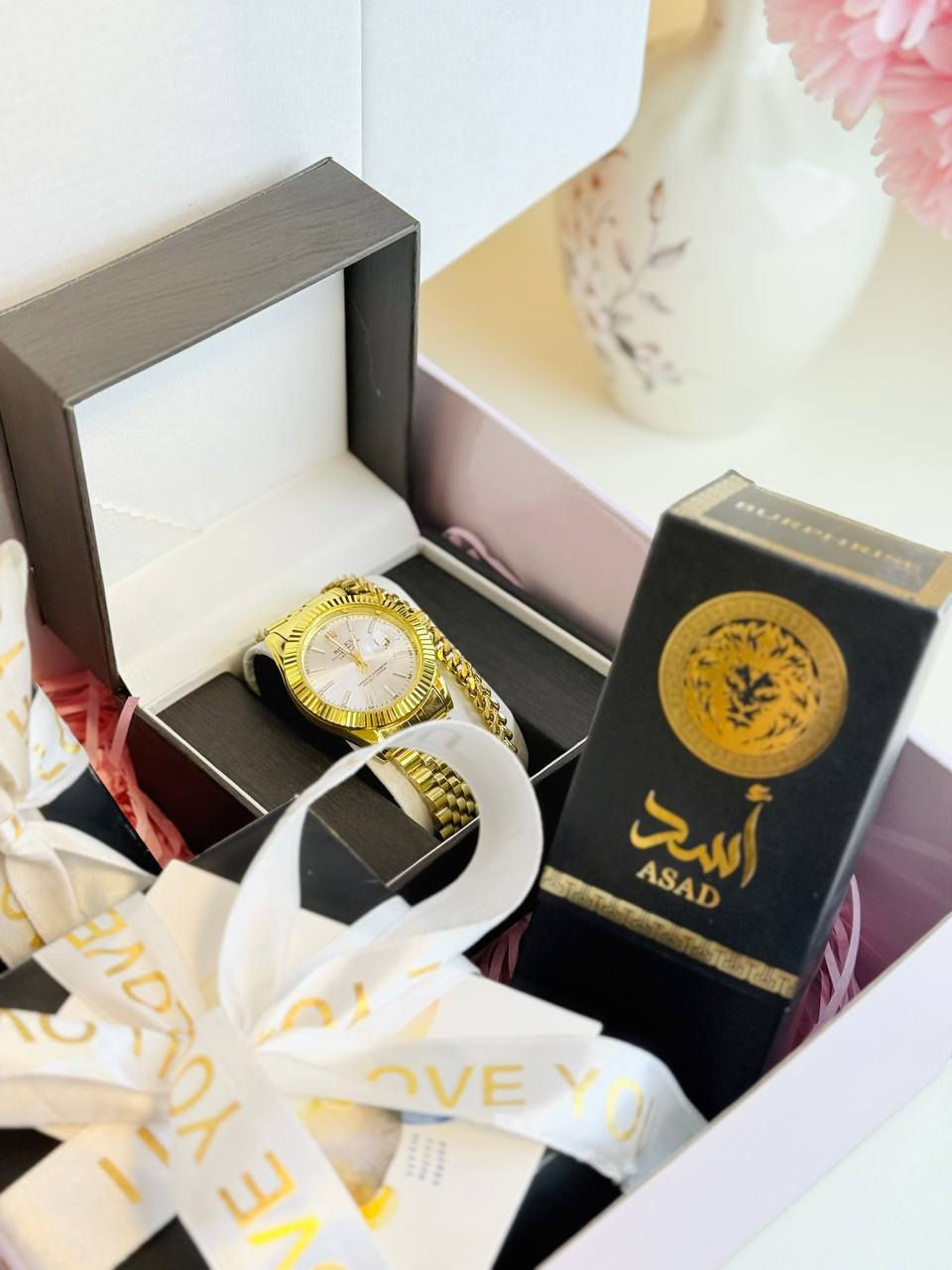 ❤️ بوكس هدية رجالي ❤️
تستحقون كل شي مميز وفرنالكم أحلا وأجمل بكج مميز رجالي تهدوا للأب أو الأخ أو الزوج أو الحبيب ❤️❤️

🎁 البوكس مكون من :

❤️‍🔥-أناقة الرجل تبدأ من ساعة يده 💋رولكس ROLEX⌚ مع سوار رجالي ذهبي 🎁💯
✨سوار رجالي سلسلة ✨
✨سوار فرانكو مربع سلسلة ضفيرة 
✨مصنوع من الفولاذ والتيتانيوم المقاوم للصدأ
✨مايتغير لونه ابد♥️ ✔️🎁

عطر أسد 🔥🔥👑عطر  من لطافة أفضل عطر  👌🖤👑 يعتبر عطر اسد رائعة من روائع لطافة بديل ل sauvage elexir dior بل افضل منه من حيث الاداء والثبات والفوحان .عطر مميز للغاية ياتيكم في تصميم راقي ومميز  ❤️❤️❤️

سعر البوكس مع التغليف 26 الف #توجد #خدمة #توصيل #لجميع #المحافظات  @إشارة


**إذا كنت صاحب هذا الإعلان وتريد حذفه لأي سبب، رجاءا أرسل رسالة إلى الدعم الفني**