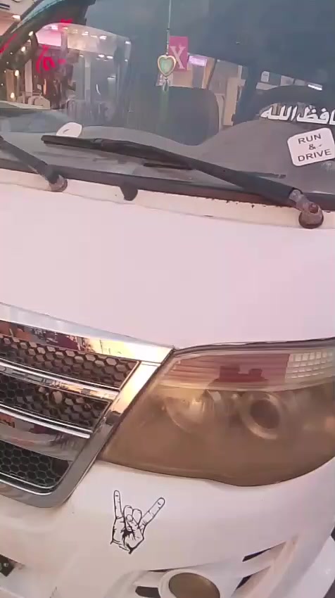 السلام عليكم فتون 2014 تفاصيل السيارة بلفديو كمل فديو للخير يلا تتصل فدوة اروحلك السعر 32 وبيهامجال  مكاني زعفرانيه ***********
