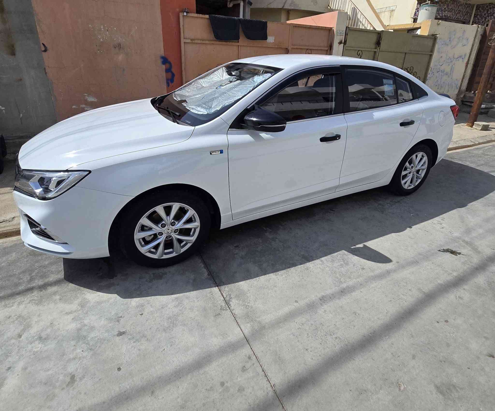 السلام عليكم
للبيع  MG 5 ابيض اللون ، موديل 2024 خليجي 
نص مو فول بعدها بضمان الشركه 
بصمه عدد ثنين 
بيها رصعات ثنين بل باب بسيطات كلش مايبينن 

ماشية 25 الف كيلو 

سنوية جديدة ، هزة جديدة 
رقم اربيل 
التحويل ثاني يوم 

السعر103ورقة و بيها مجال 
مكاني كركوك


**إذا كنت صاحب هذا الإعلان وتريد حذفه لأي سبب، رجاءا أرسل رسالة إلى الدعم الفني**