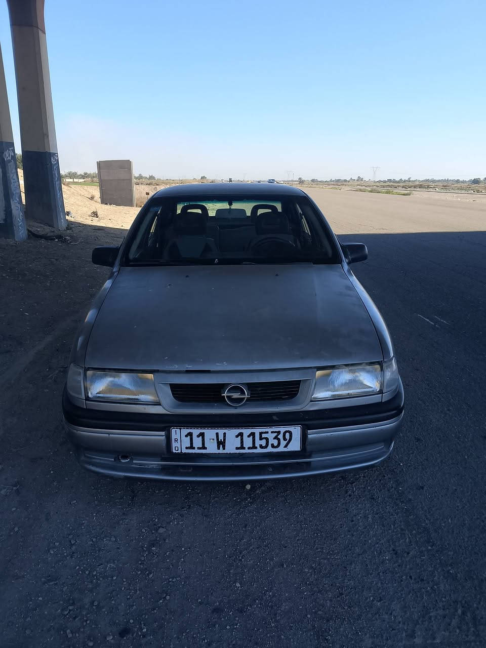 أوبل فكترا كير عادي نظيفة جدا وما تحتاج اي مصرف جاهزة على آخر حباية حجم المحرك 1600اقتصادية جدا بالصرف..
كير ومحرك وصدر وتخم تاير كلهن جدد داخلها كلش نظيف بيها كم مكان شوية جان خويس شيء بسيط ومصلحهن مبين بالصورة شوف العين والسيارة بلادية ومجهزها الي قبل لا تكون لغيري
ولو ما محتاج ما ابيعها وبالعافية عالياخذها مهنا بيها ويشوف خيرها..
اريدها ب39 ومجالها جدا بسيط 
مكاني بغداد واي استفسار الاتصال على هذا الرقم *********** متواجد يوميا بعد الساعة ال3 مساءا..
