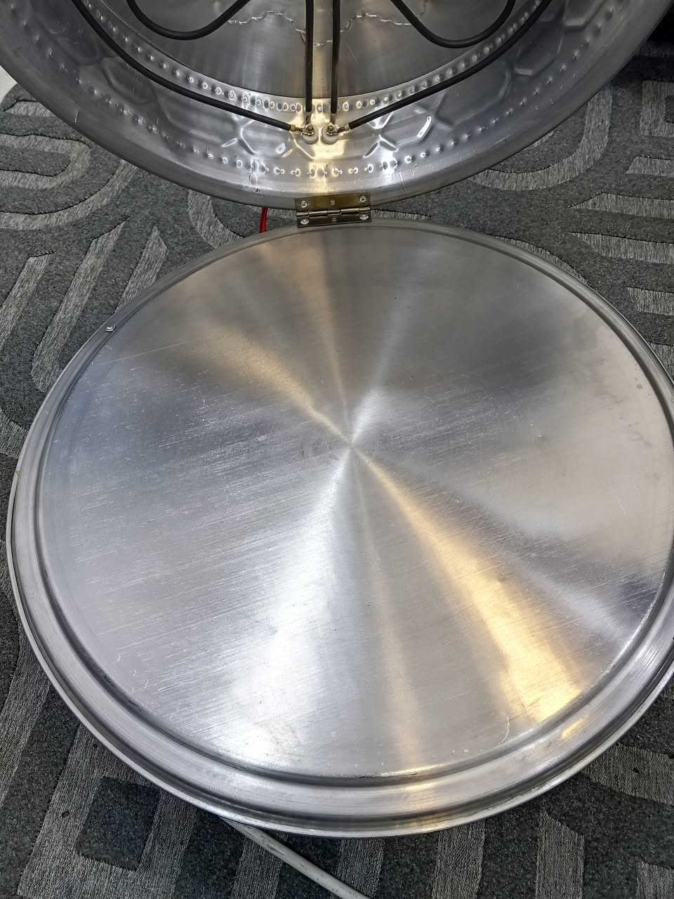 تنور كهربائي البيع 35الف جديد غير مستخدم سبب البيع الكهرباء ضعيفه مالتنه وبي مجال الله شاهد جديد *********** الشعله دوانم
